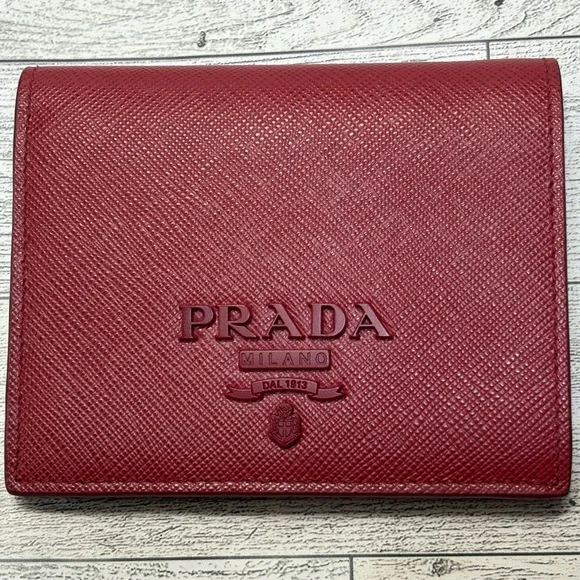 💯 Authentic PRADA Saffiano Red Compact Wallet with Box $795 - Picture 4 of 15